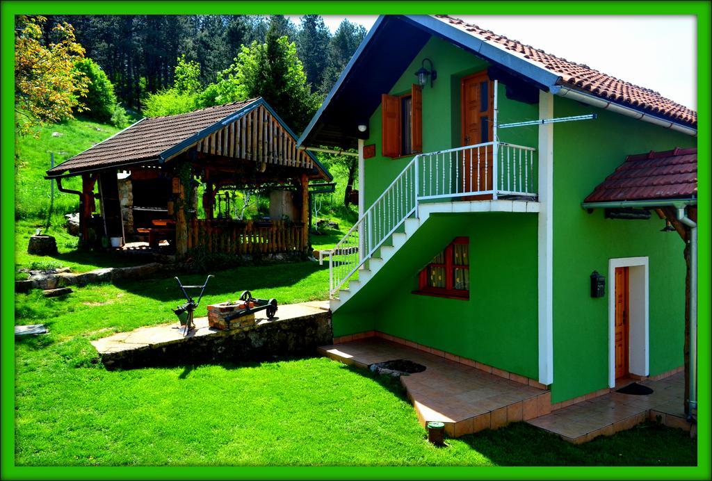 Holiday Home Stara Lika Perusic Екстер'єр фото