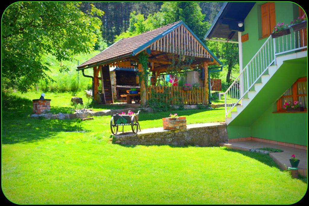 Holiday Home Stara Lika Perusic Екстер'єр фото